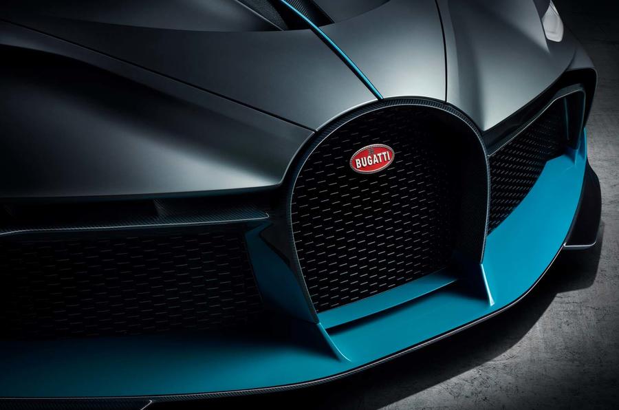 10_bugatti-divo_horseshoe_web