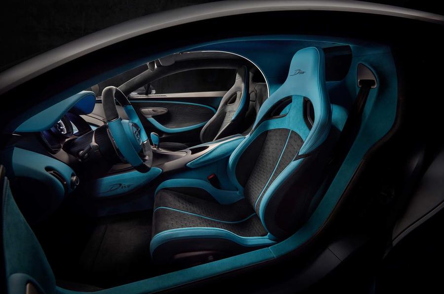 16_bugatti-divo_interior_web