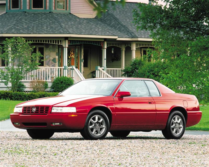 2001-Cadillac-Eldorado-Coupe-Image-01-800