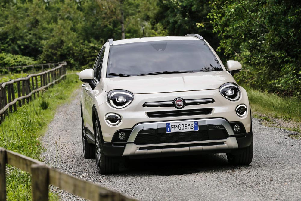 756df027-2019-fiat-500x-16