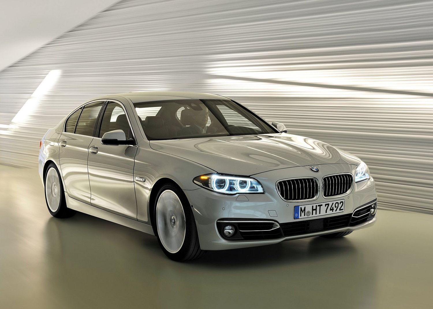 BMW-5-Series-2014-1600-06