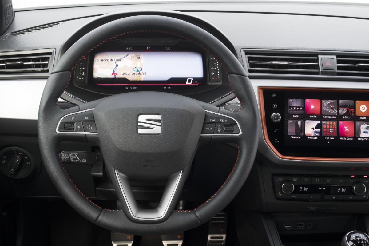 SEAT-cockpit-digital-2