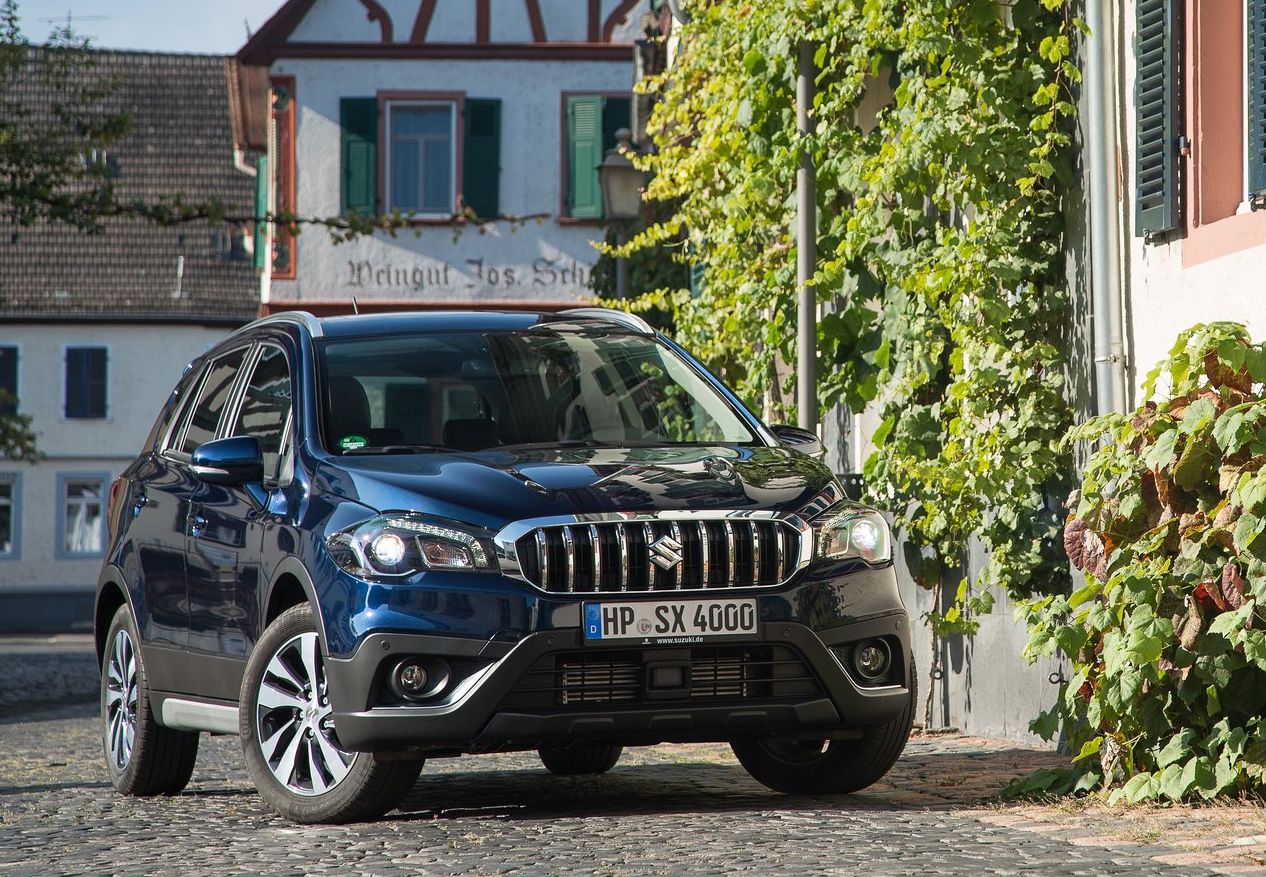 Suzuki-SX4_S-Cross-2017-1280-01