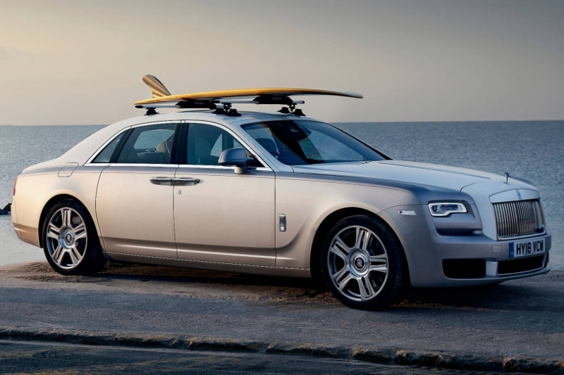 rolls-royce-ghost-custom-surfboard-1-960×600