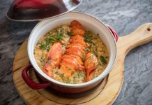 Receita de arroz de lavagante do chef Rodrigo Castelo