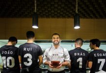 Dez momentos em refeição vagarosa no Euskalduna