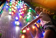 Maior parque de trampolins, escalada e skate abre em breve