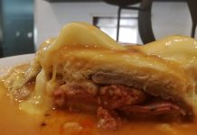 Francesinha com queijo da serra à prova em Gouveia