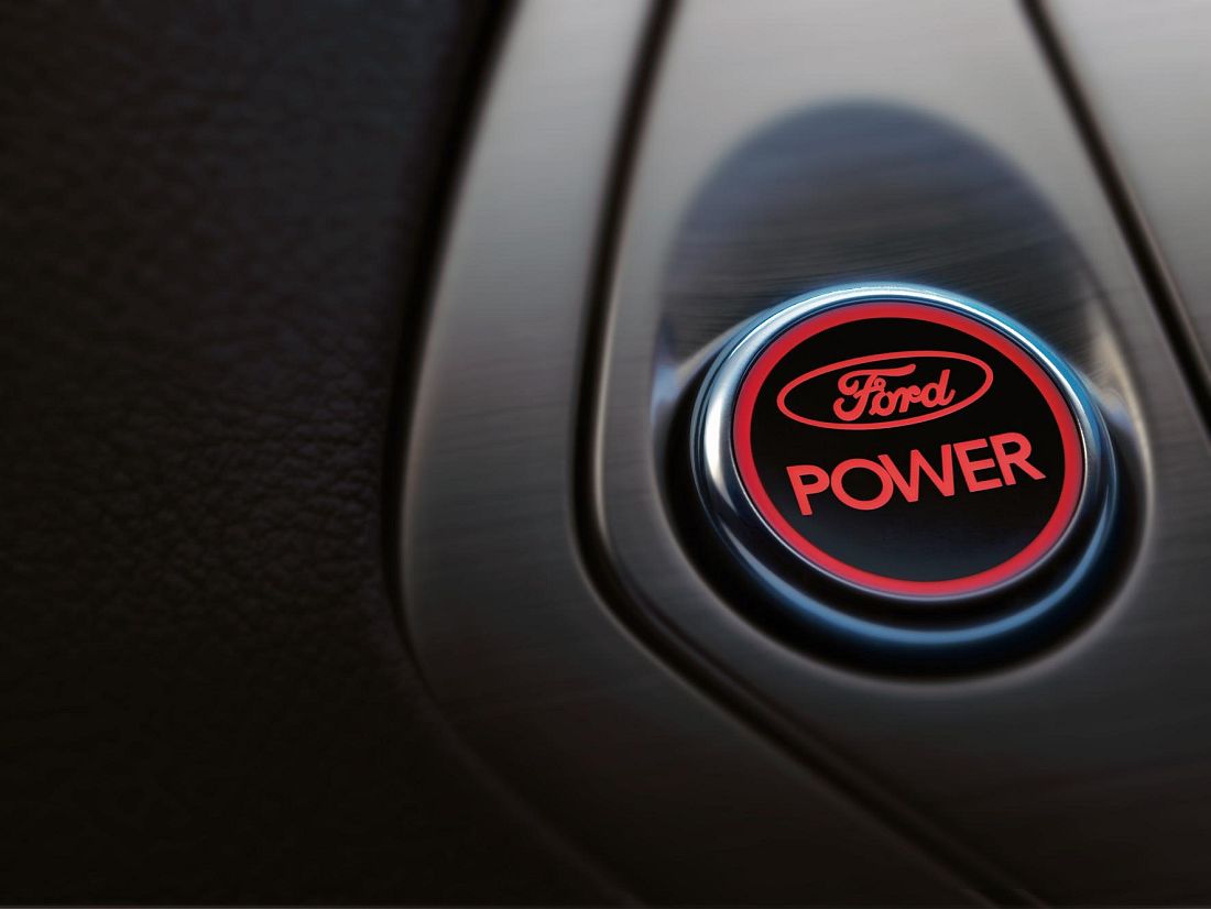 037525200_1205412431