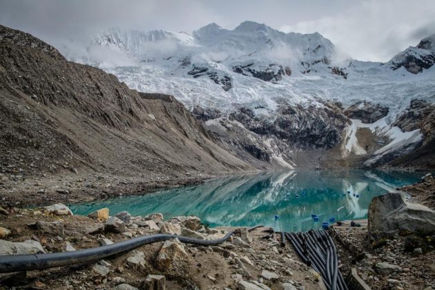 08-david-rippin-pipes-drain-hazardous-laguna-palcacocha-peru-630×420