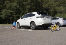 Estacionar de frente é sempre mais perigoso que estacionar de traseira