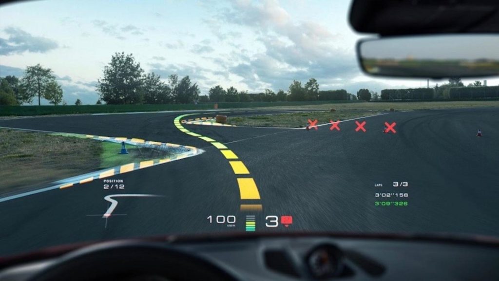 2low_holographic_augmented_reality_head_up_display_technologiy_wayray_2018_porsche_ag-1024×577