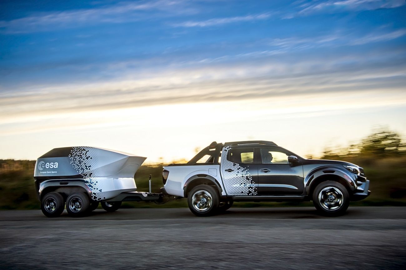 Nissan unveils mobile space observatory: the Nissan Navara Dark Sky Concept