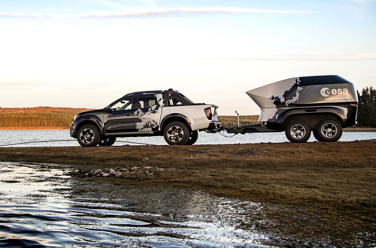 Nissan unveils mobile space observatory: the Nissan Navara Dark Sky Concept