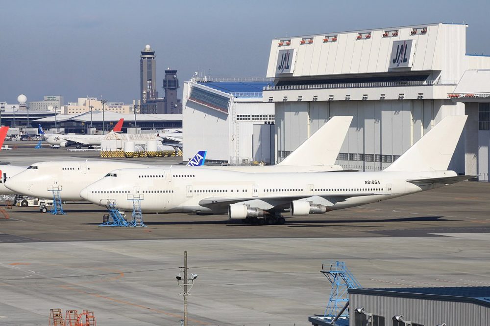 Boeing_747-300(N818SA)_(4261921375)