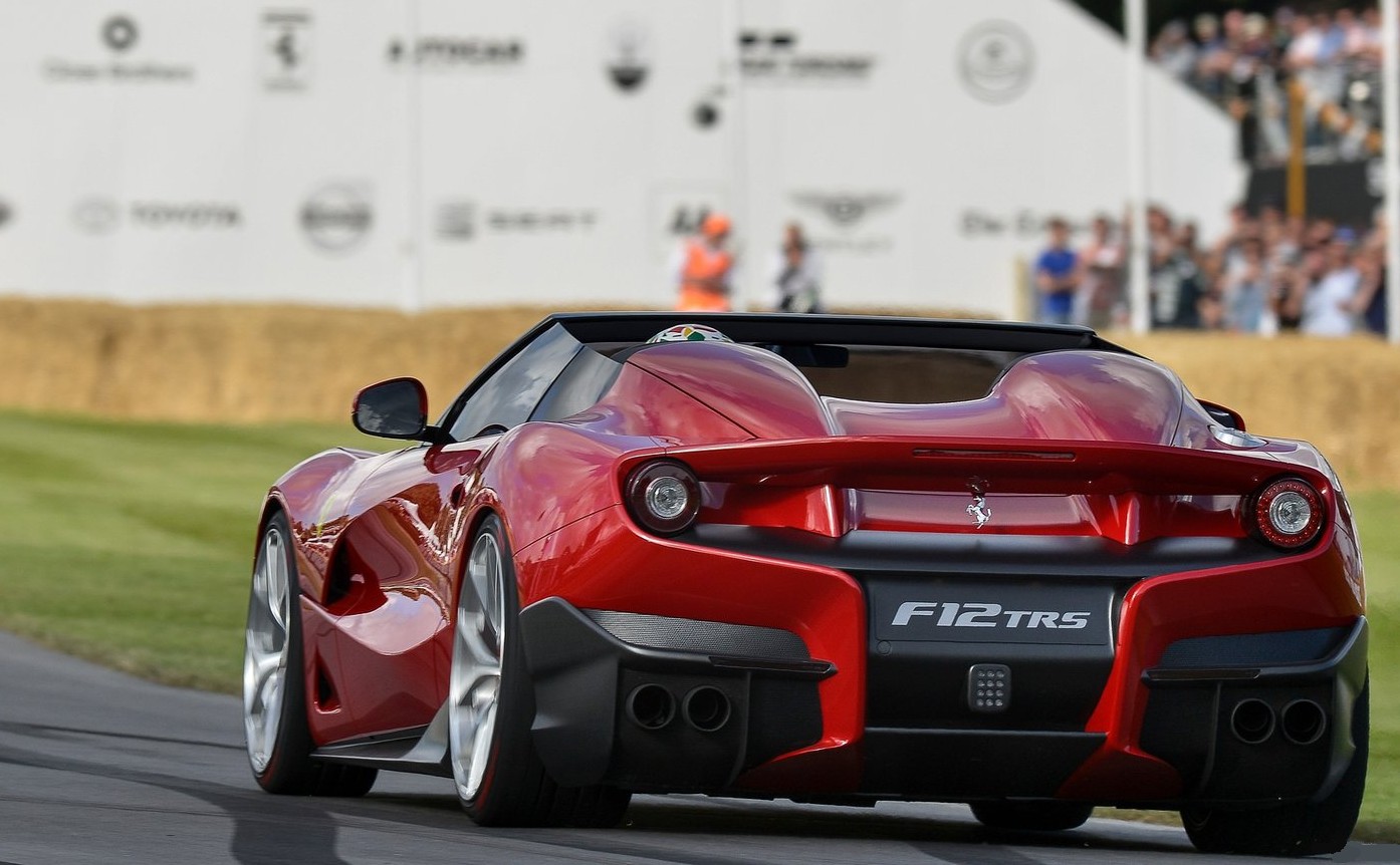 Ferrari-F12_TRS-2014-1600-03
