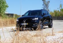 Volvo XC40 T3 FWD R-Design: Tão irreverente que nem parece sueco