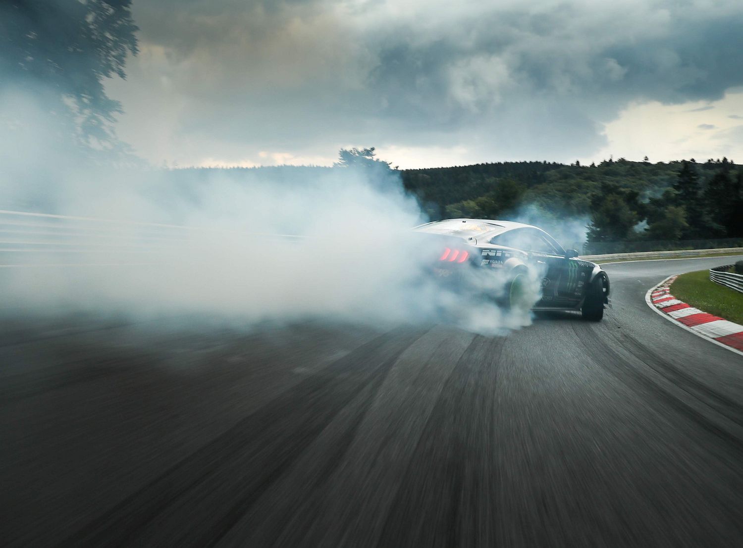 Watch High-Powered 900 Horsepower Mustang RTR Become First Car E