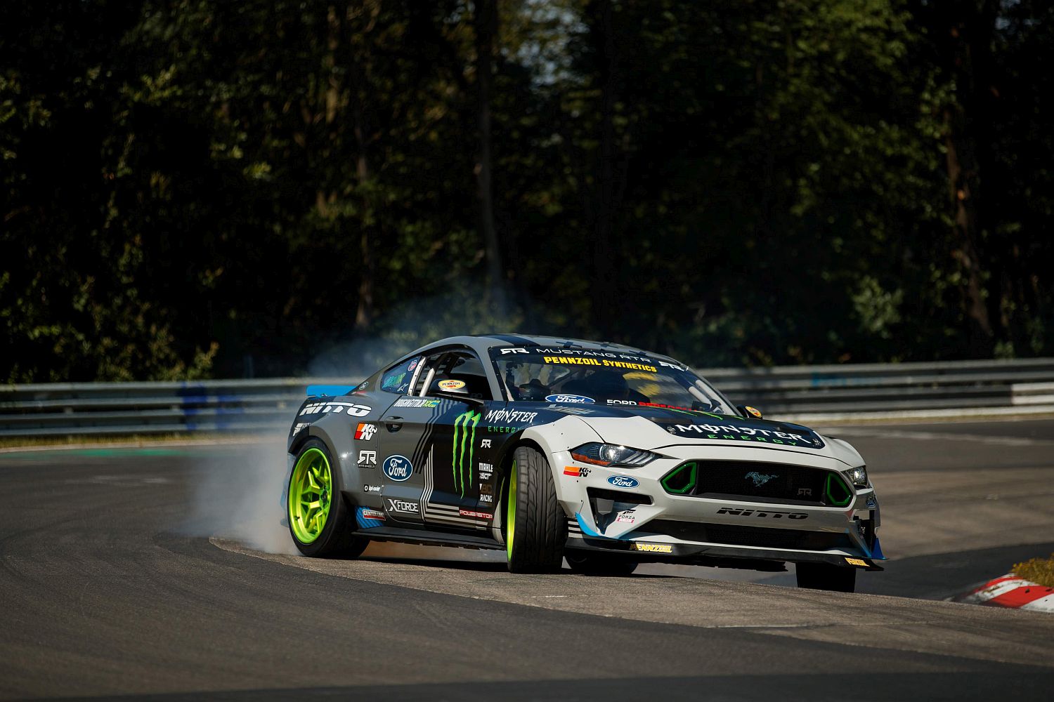 Watch High-Powered 900 Horsepower Mustang RTR Become First Car E