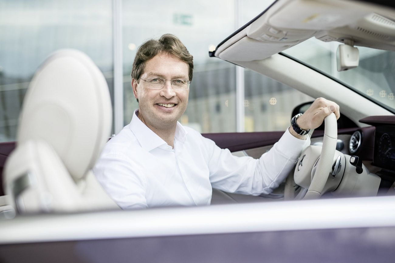 Portrait Ola Källenius, Daimler AG

Portrait Ola Källenius, Daimler AG