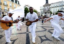 Noite Branca de Lisboa com música e descontos na Baixa