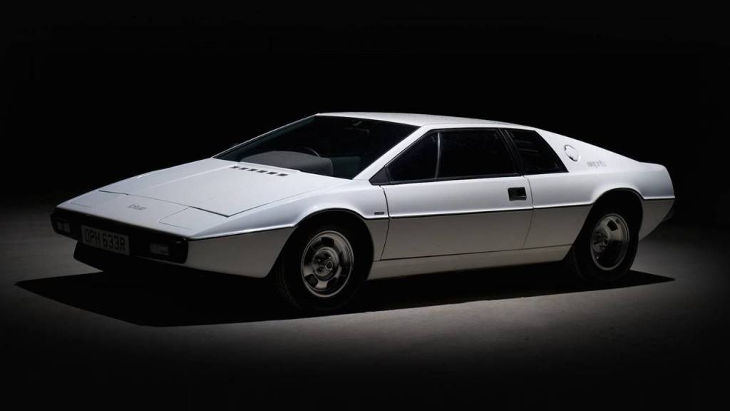 3 lotus-esprit-241018