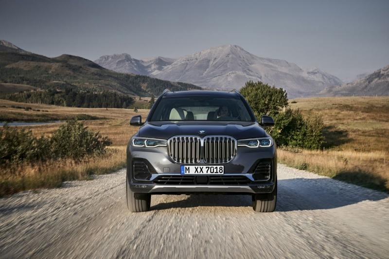 BMW X7 oficiais 2018 (1)