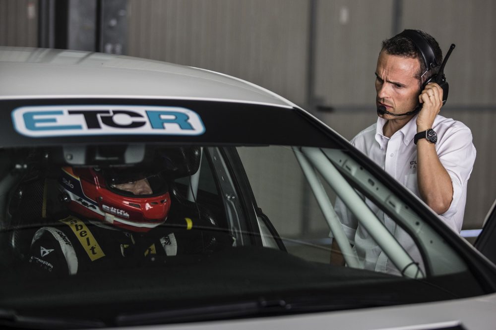 Charging-up-a-racecar-by-plugging-it-into-a-socket_007_HQ
