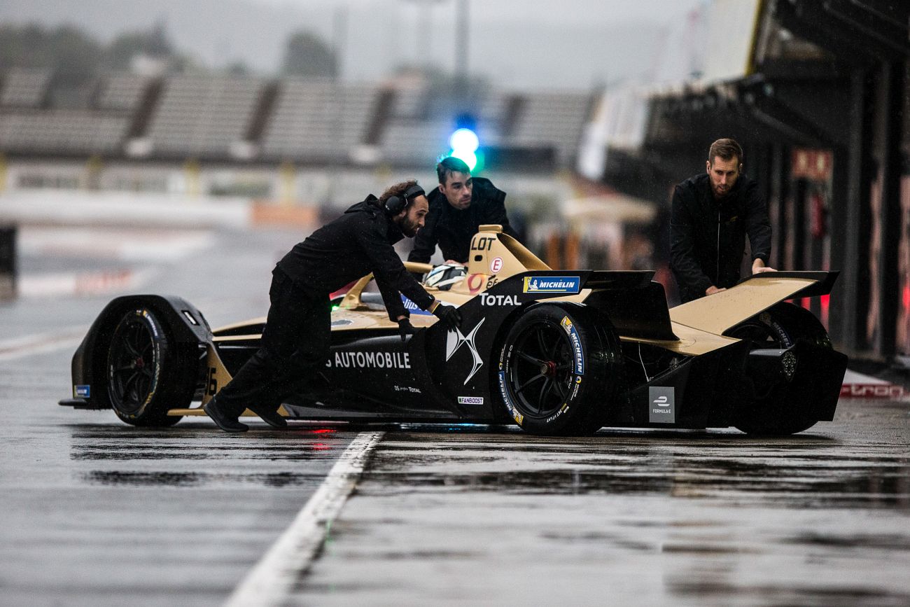 Andre Lotterer (DEU), DS TECHEETAH, DS E-Tense FE19 returns to the garage
