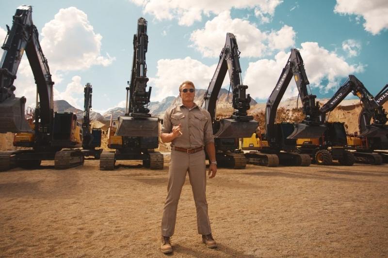 volvo-show-excavators-pump-it-up-8-2324×1200