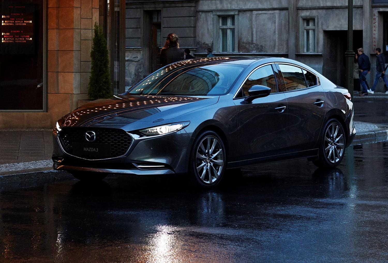 16_All-New-Mazda3_SDN_EXT_lowres