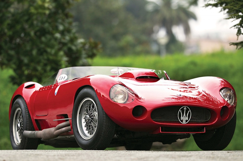 1956-maserati-450s-prototype-car-grooming-revolcomsg