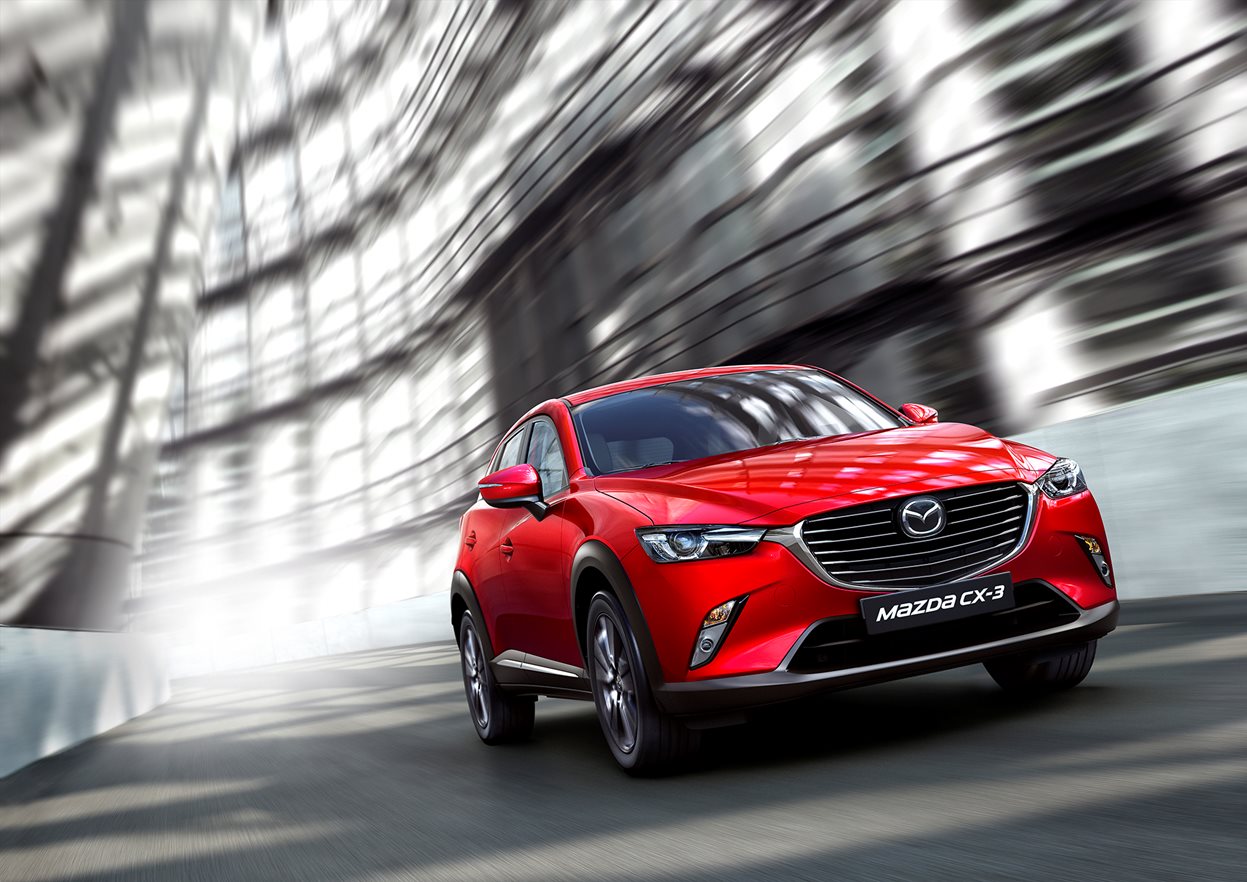 2017CX-3_Geneva_Action2