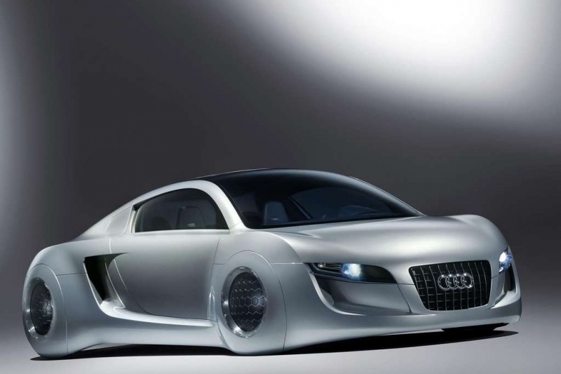 Audi-RSQ_Concept-2004-1024-01-960×600 (1)