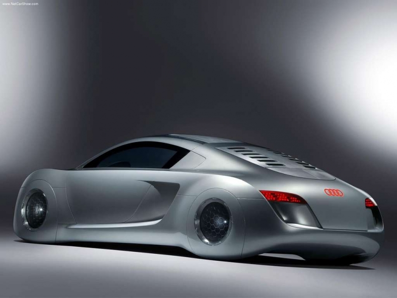 Audi-RSQ_Concept-2004-1024-04-960×600