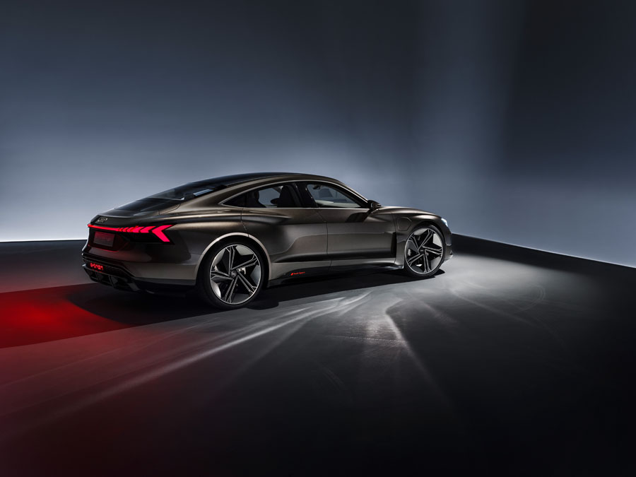 Audi e-tron GT (11)