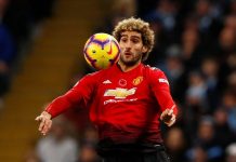 Fellaini está irreconhecível