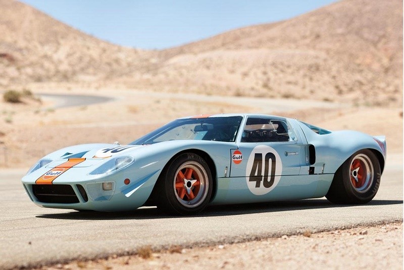 Ford_GT40_Roadster