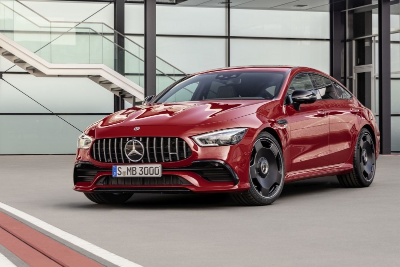 Verkaufsstart für neue Mercedes-AMG GT 4-Türer Coupé Modelle: Sportwagen-Portfolio wächst weiter

Sales launch of the new Mercedes-AMG GT 4-door Coupé models: Sports car portfolio continues to grow