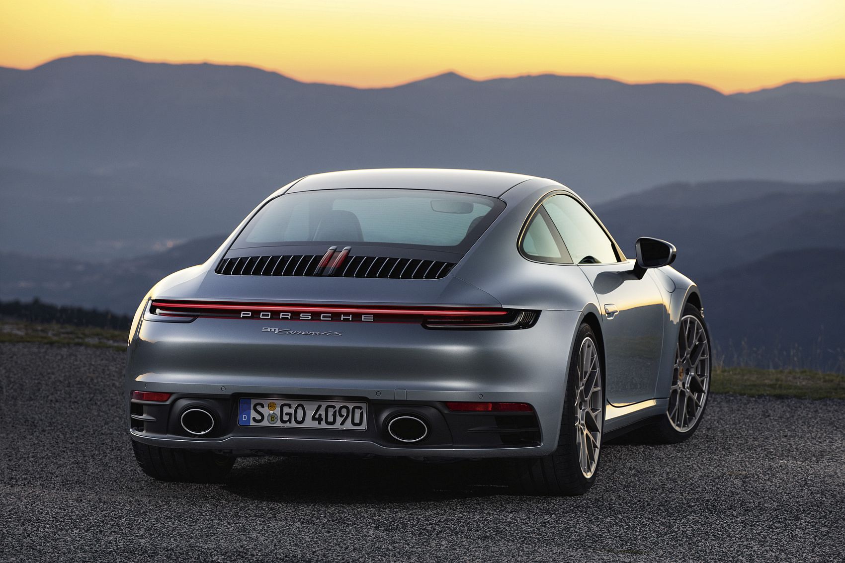 Porsche 911 oficiais 2018 (3)