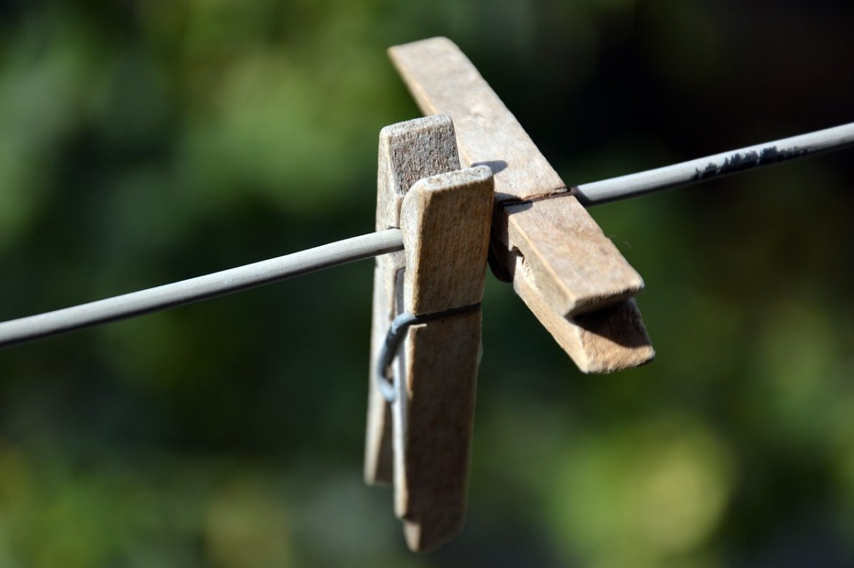clothespins-3762890_1280