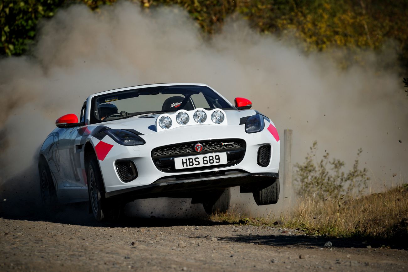 jaguar f-type rally special12111801 (2)