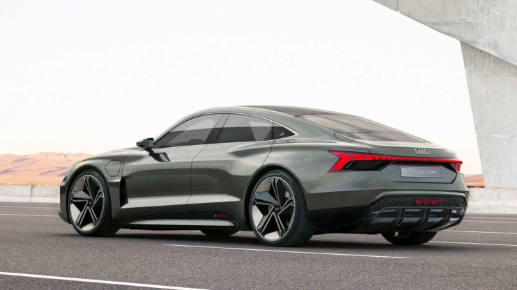 2019-audi-e-tron-gt-concept-4-747×420
