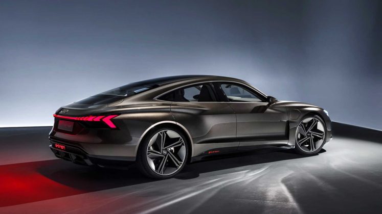2019-audi-e-tron-gt-concept-8-747×420