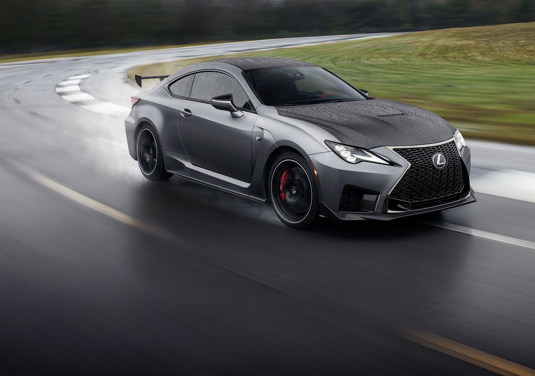 2020_Lexus_RC_F_Track_Edition_12_CB87B58D286DA7F55F4F93573155E0D9258F3D6D