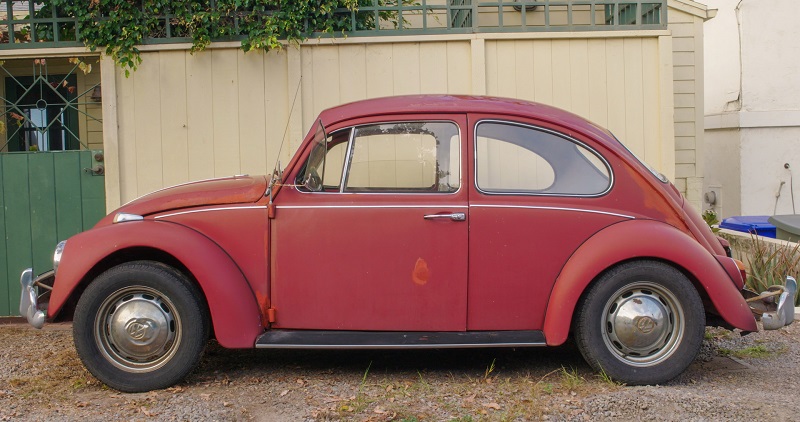 7c7f6810-1966-vw-beetle-restoration-19