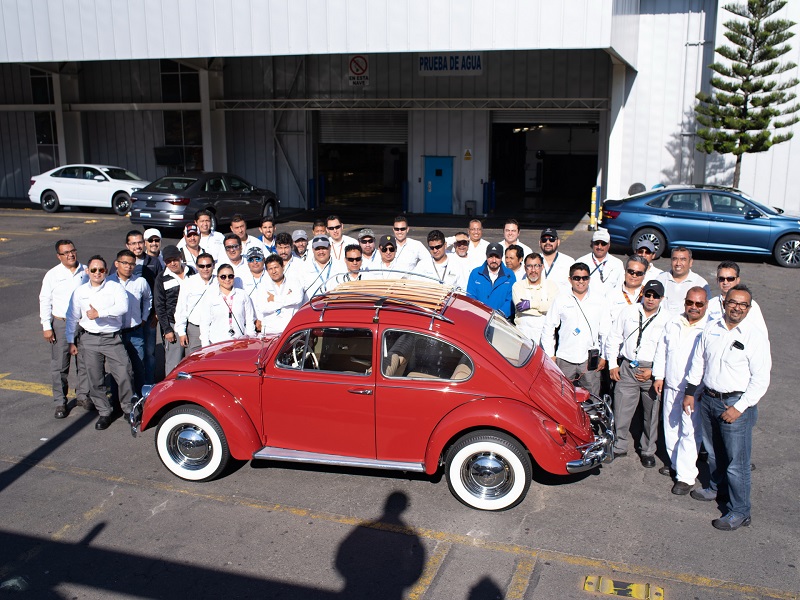 94ef6ce7-1966-vw-beetle-restoration-27