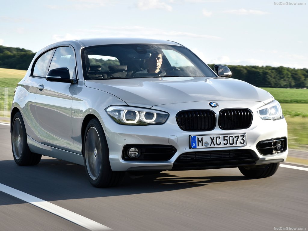 BMW-1-Series_3-door-2018-1024-04