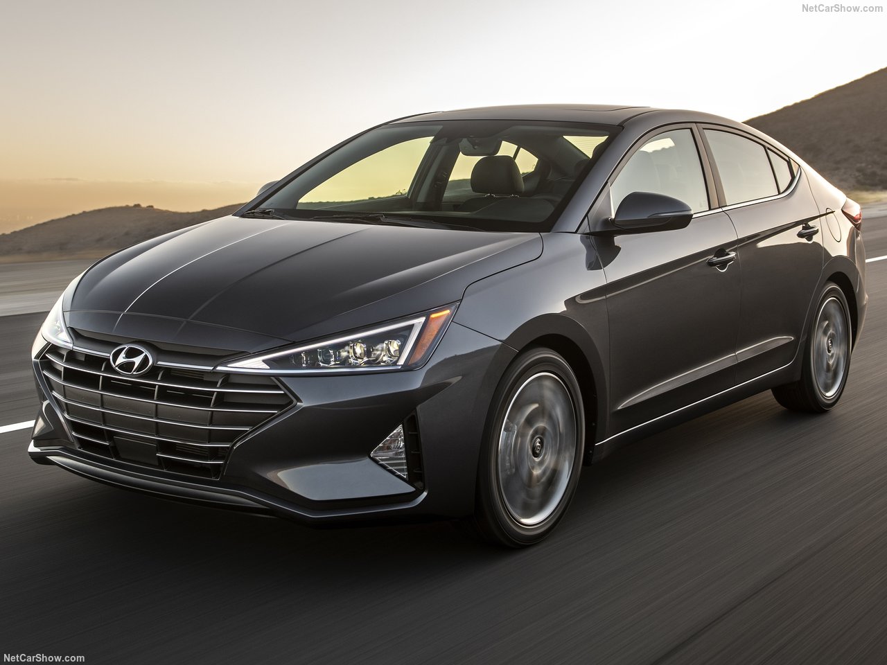 Hyundai-Elantra-2019-1280-03