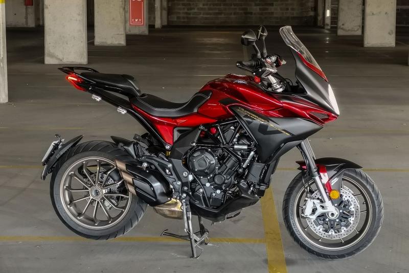 [Imagem: MV-Agusta-FM-2-800x533_c.jpg]